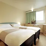 Ibis Loriol Le Pouzin