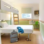 Ibis Loriol Le Pouzin