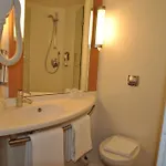 Ibis Loriol Szálloda