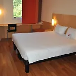 Ibis Loriol