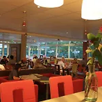 Ibis Loriol מלון לה פוזן