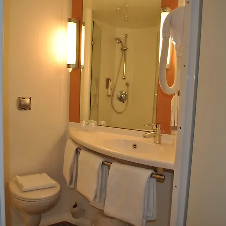 Ibis Loriol Hotel