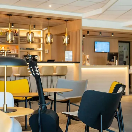 Ibis Loriol 3* 르푸징