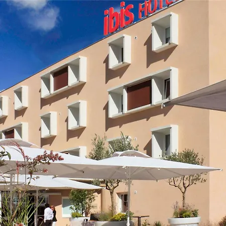 Ibis Loriol Le Pouzin