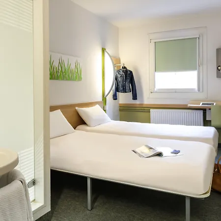 Hotel Ibis Loriol 3*